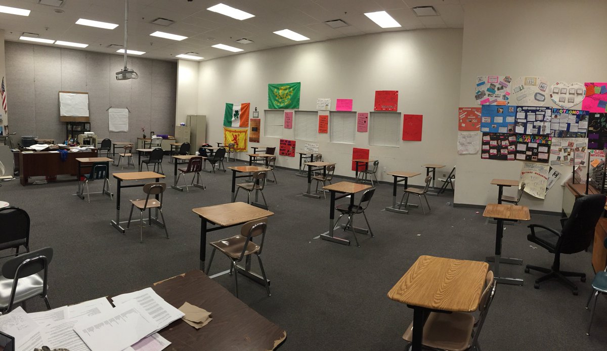 MillenniumIB's tweet photo. IB testing begins Today! Good luck class of 2016! https://t.co/bfEEY8ERqf
