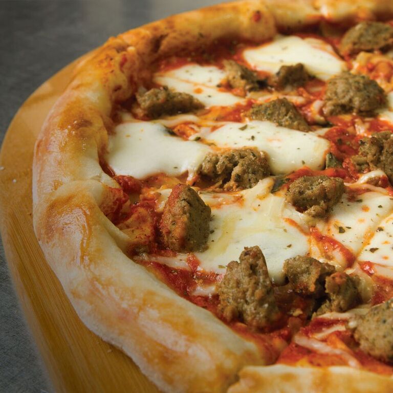 DeweysPizza's tweet photo. Did this picture just change your lunch plans? #Pizza #TreatYourself https://t.co/Pmc6zrvqHY