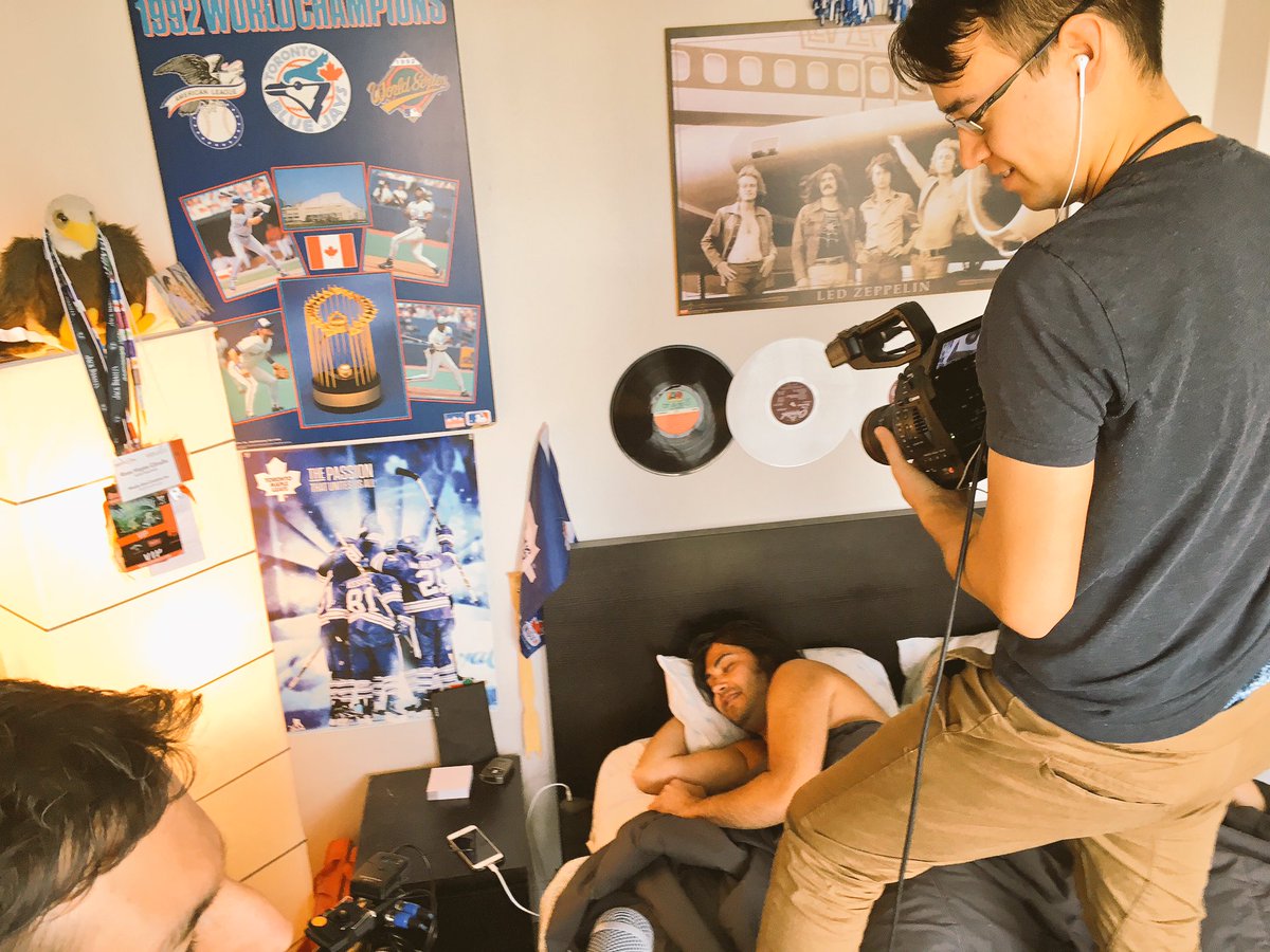 Rules_Roommates's tweet photo. How did we shoot the scene where Ross is in bed on the phone in eps 3?  Watch ep 3 now: https://t.co/LBIrcGmAxw https://t.co/bTCI2woBqL
