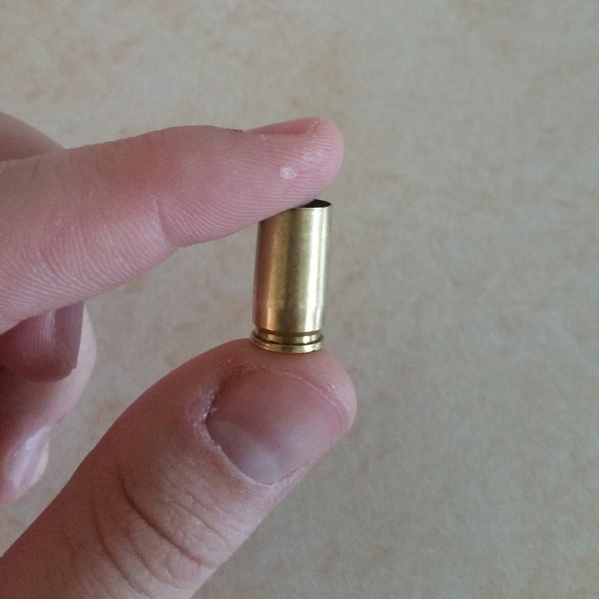 tlmetesh's tweet photo. Never know what will turn up on laundry day. #GunGuyProblems #9mm https://t.co/MVZQsRDkAf