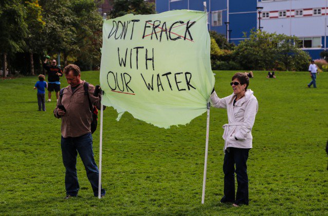 belladonnawild's tweet photo. No al #Fracking con NUESTRA #agua
#NoFrackingColombia https://t.co/bTSf9Sr0nh