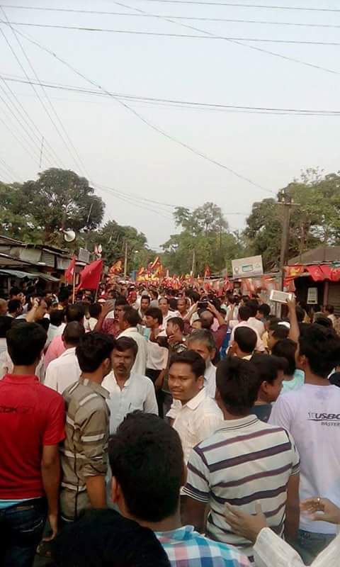 pkprantar1's tweet photo. #HistoricMarch at #Haldibari,WB 4#Democracy & 2 save #Life&Livelihood of #People. #Vote4LeftAlly #Left4Bengal https://t.co/BKvavmBqXJ