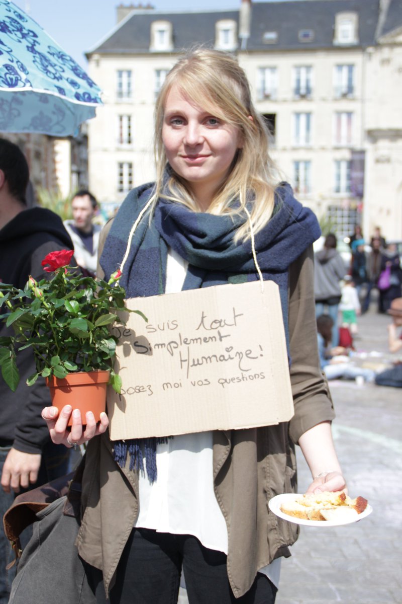 NuitDeboutCaen's tweet photo. Les photos de la journée d'hier sont disponibles ! #62Mars #NuitDebout #Caen https://t.co/WfWta2yhkh https://t.co/sA6eFeeyaP