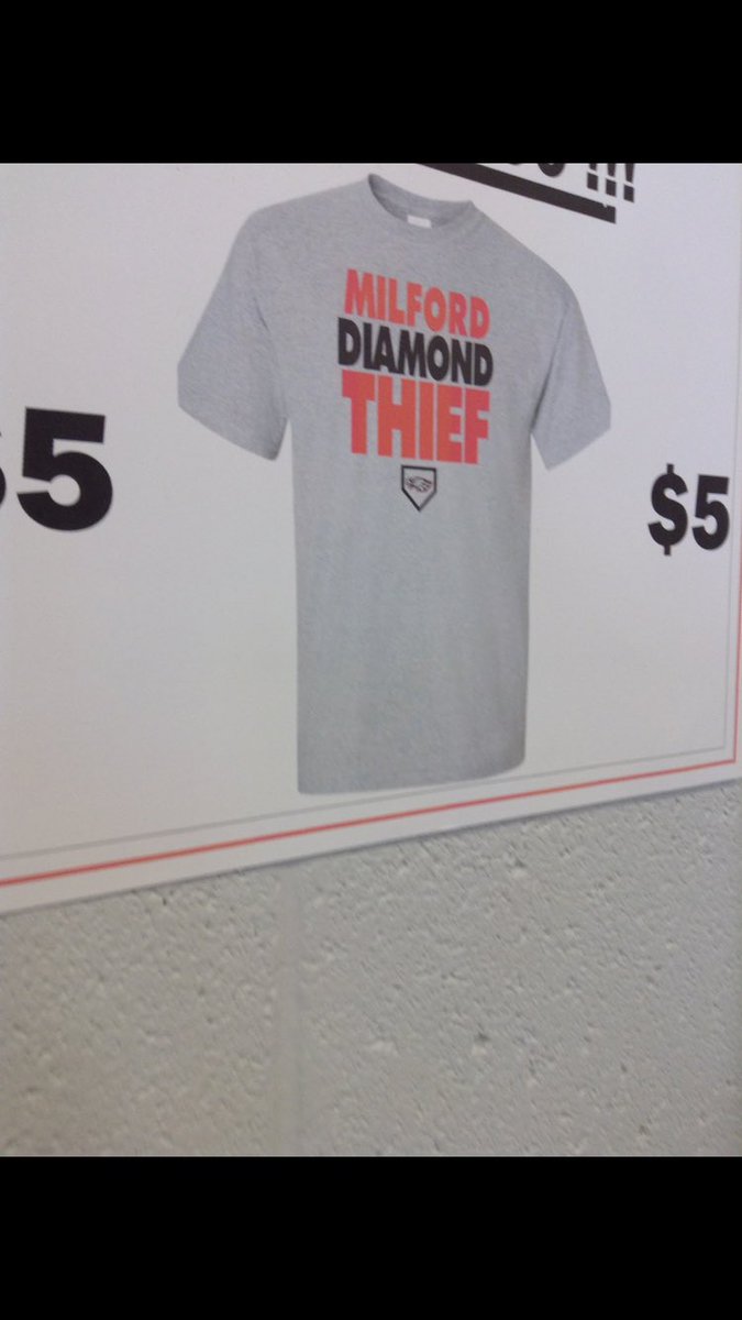 MilfordFlock's tweet photo. Come out &amp; support the baseball team as they take on Kings home @ 4:30! First 50 students get this shirt for free! https://t.co/jLbvNViSxM