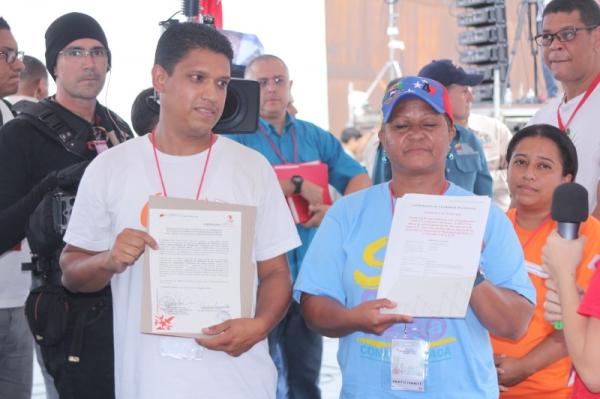 Los consejos comunales, comunas y demás organizaciones del pueblo, están representados por la letra “C” en el RIF.