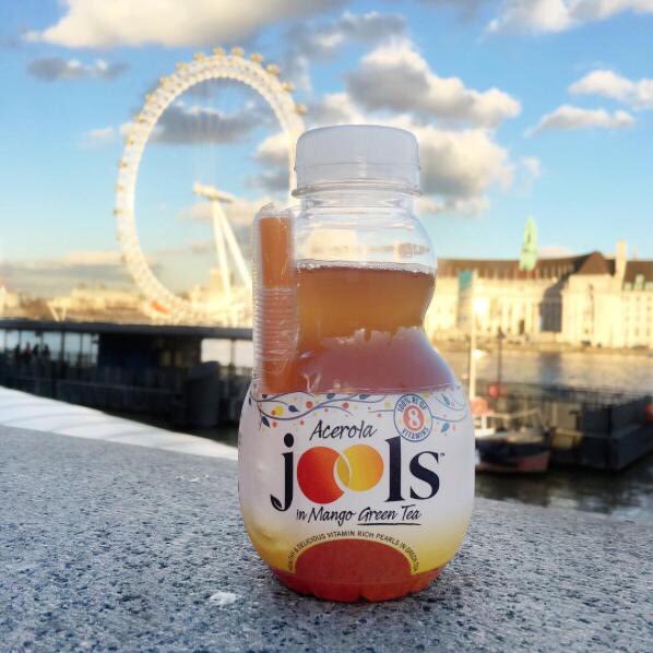 JoolsDrinks's tweet photo. Happy Bank Holiday Monday π what is everyone up to? Photo: @anverelle_com π»#joolsdrinks #bankholiday #londoneye https://t.co/HqX2PhB168
