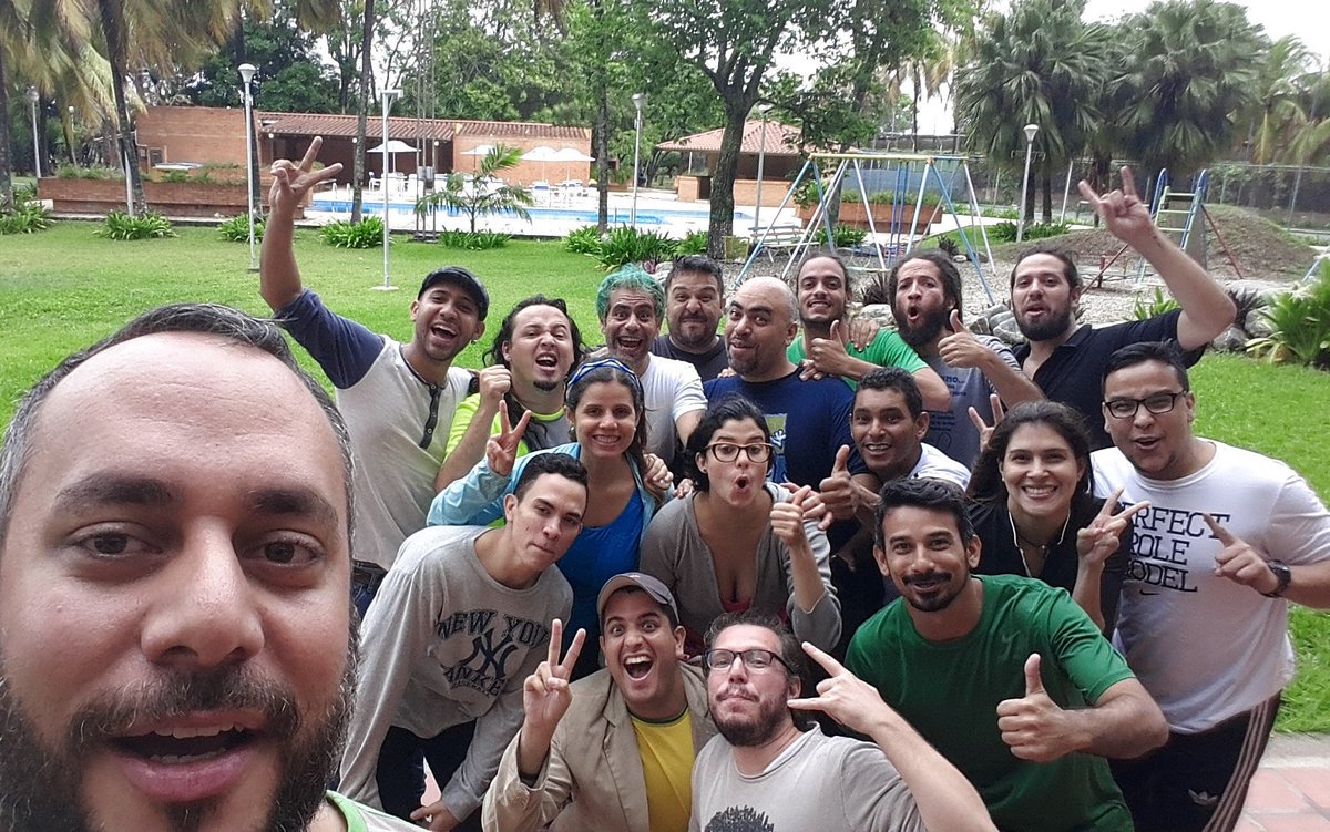 Un Fin de semana muy enriquecedor con el Taller de IMPRO <a href="/domingomondongo/">Jorge Parra</a> #StandUpBQTO ¡Muchas Gracias por todo!
