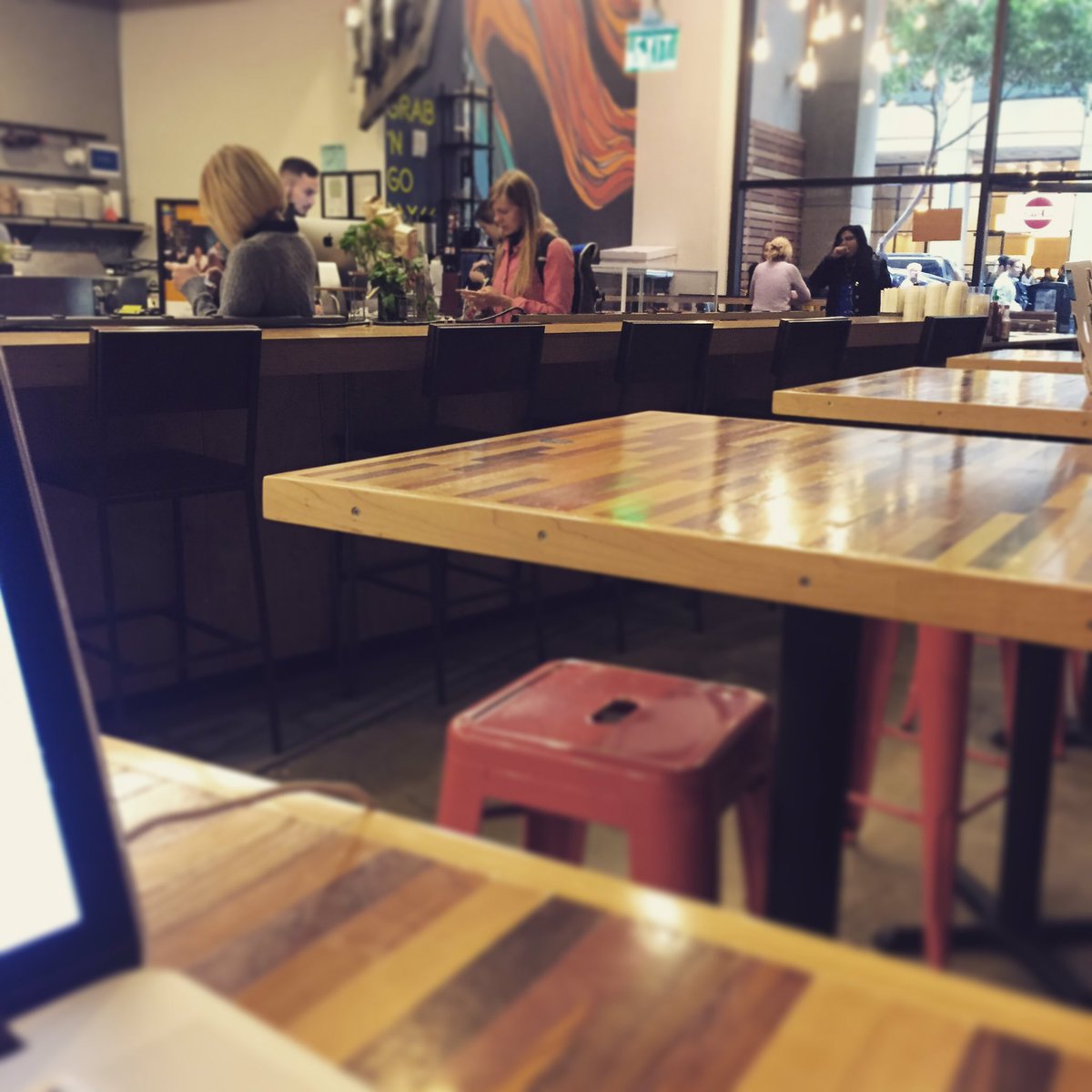 ladyleet's tweet image. Settling in to one of my fave #hackspaces - @workshopcafe #sf #fidi #workshopcafe