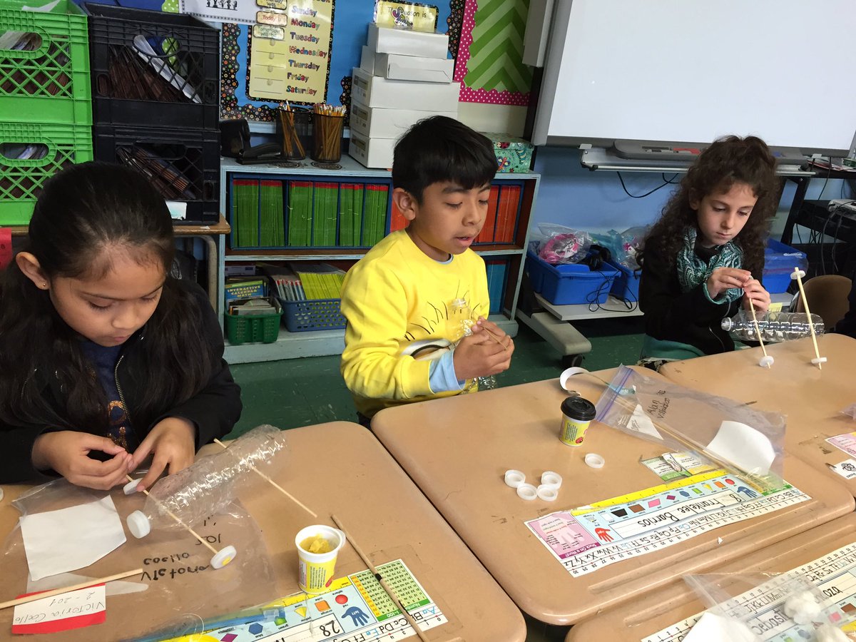 2ndGradeJKO's tweet image. #class201 finishes up their #bottlecars! #writing #labreport #2ndgrade #experiment #mrsgrubstein @PS66JKO