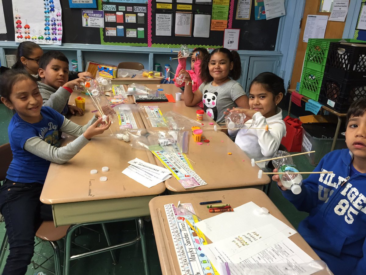 2ndGradeJKO's tweet image. #class201 finishes up their #bottlecars! #writing #labreport #2ndgrade #experiment #mrsgrubstein @PS66JKO