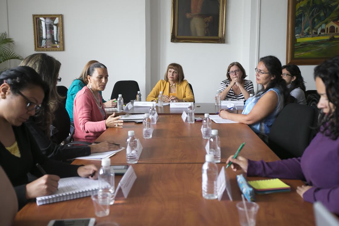 ViceVenezuela's tweet photo. Este plan se llevará a las Bases de Misiones y Zonas Estratégicas, donde se encuentra la población más vulnerable https://t.co/IeBGLMAlHV