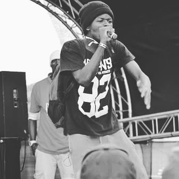 msp24_zn's tweet image. Boxis performing kwi #BTTC16 Taking away 10k...thanks for the support @gagasifm @VumaFM
#Mspcommunications
#boxis