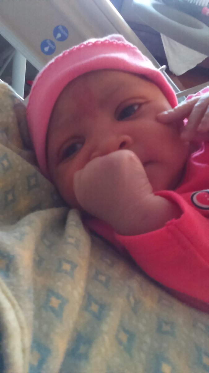 StaplesQ's tweet photo. My new grandbaby #NaniJade
God's blessing thank u Jesus born 4/302016 7p 7oz https://t.co/dGmTCewSOv