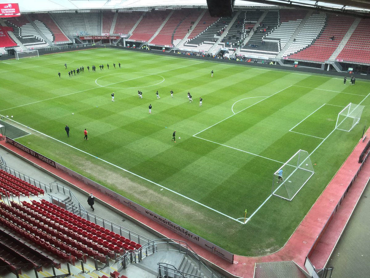 Az On Twitter Warming Up Jong Az Jong Fc Utrecht Jongaz Azutr
