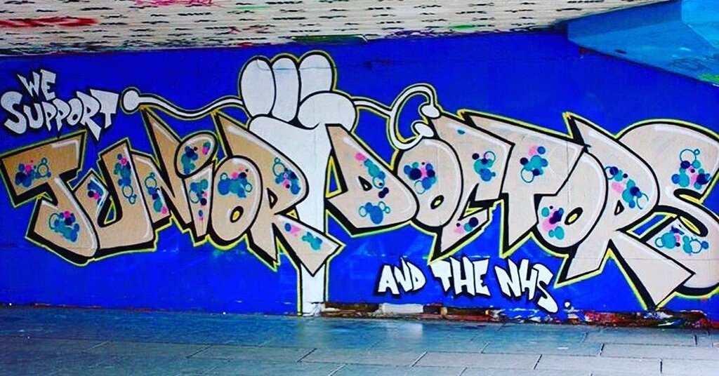 BartsDrs's tweet photo. Kudos to the artists at the London South Bank skate park - this is awesome! #Solidarity #JuniorDoctorsStrike https://t.co/EuXMKWrm34