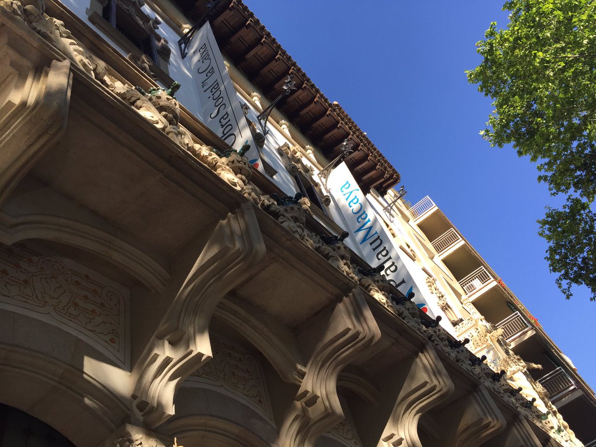 jtorres_phd's tweet photo. In Barcelona @ Palau Macaya preparing the #indoorBCN2016 https://t.co/gndz5A4NiL