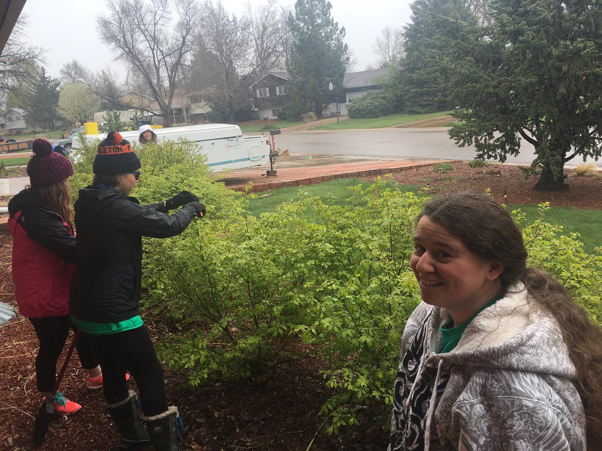 ColoStateDOF's tweet photo. Members of #DefendOurFuture participating in CSUnity this past Saturday in the snow! #thinklocal #foco #csu https://t.co/tZOLMfy7RB