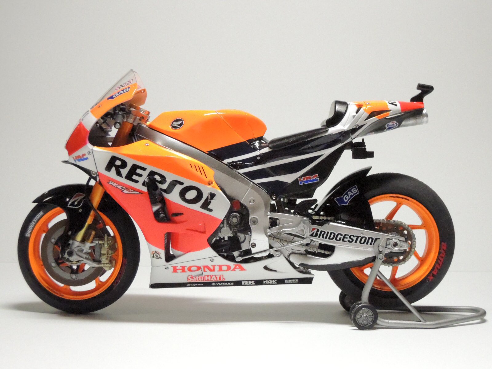 Saskenjif1 Tamiya 1 1２ Repsol Honda Rc213v 14 Tamiya Repsol Honda Rc213v 14 Scalemodel Scalemodelsworld