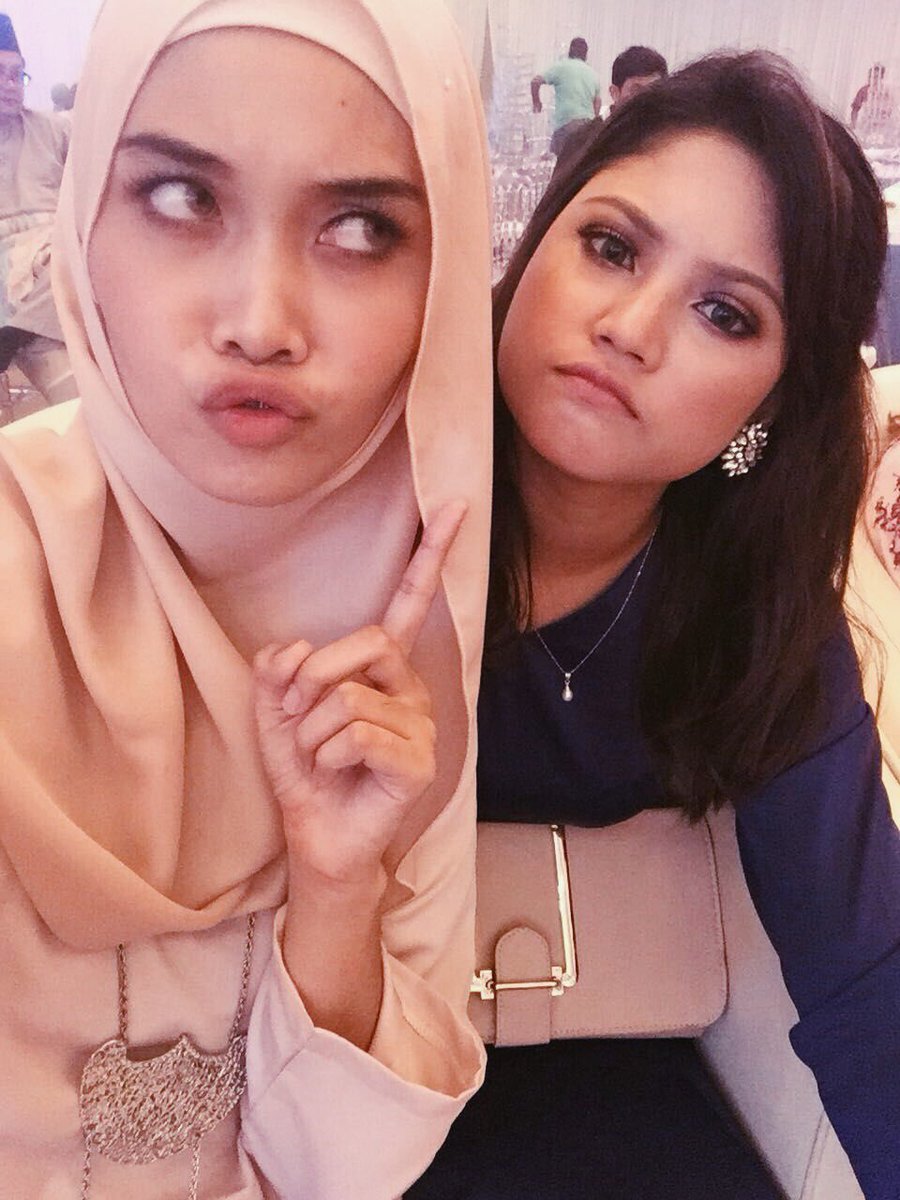 FarihaChesat's tweet photo. ✨ #AinAzad https://t.co/CXsW8wlJvM