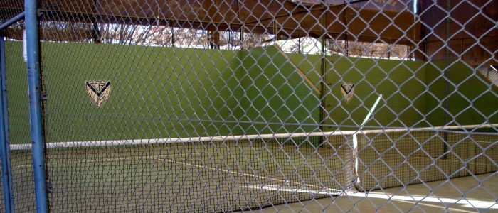 Velez's tweet photo. DEPORTIVO: PADEL. "Vení a jugar". Nota: https://t.co/ym24Fxd1rD https://t.co/GWF0Y9EdBW