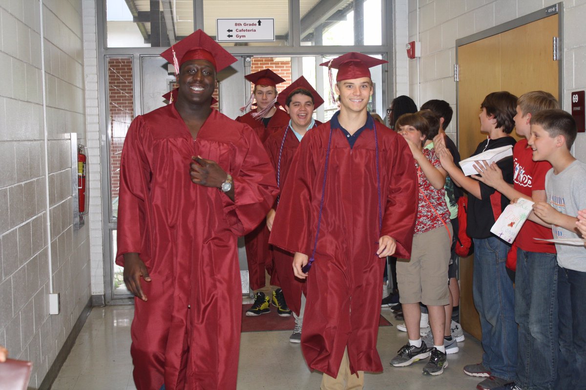 OneLowndes's tweet photo. We celebrate our @LowndesVikings 2016 grads with a grad walk through all our elem &amp; middle schools @GaDOEnews https://t.co/qvubmz70co