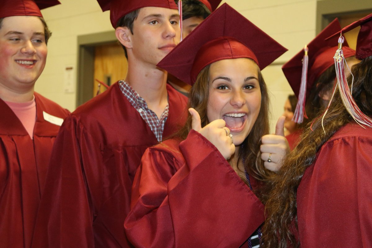 OneLowndes's tweet photo. We celebrate our @LowndesVikings 2016 grads with a grad walk through all our elem &amp; middle schools @GaDOEnews https://t.co/qvubmz70co