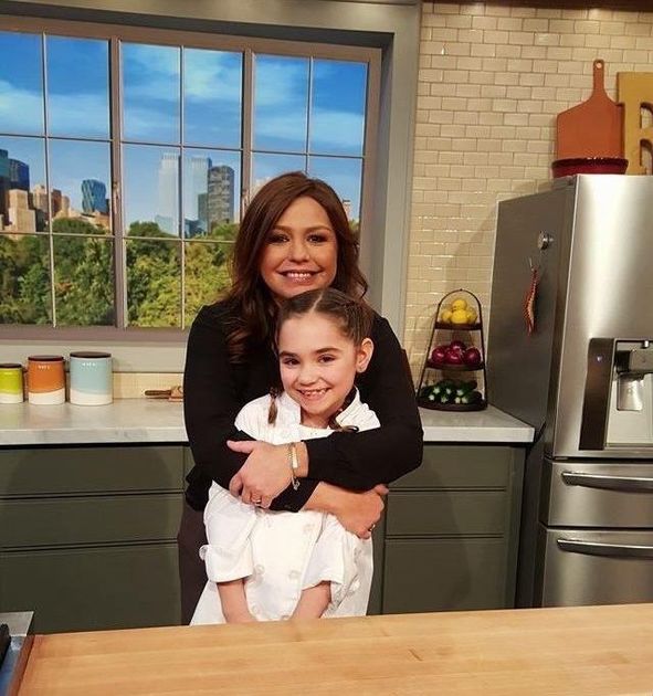 ThePressofAC's tweet photo. Young Linwood chef meets #charitablechallenge — and @rachaelray . Story by @ACPressNLeonard 
https://t.co/NC340gvz0x https://t.co/c0jLdGBE3U