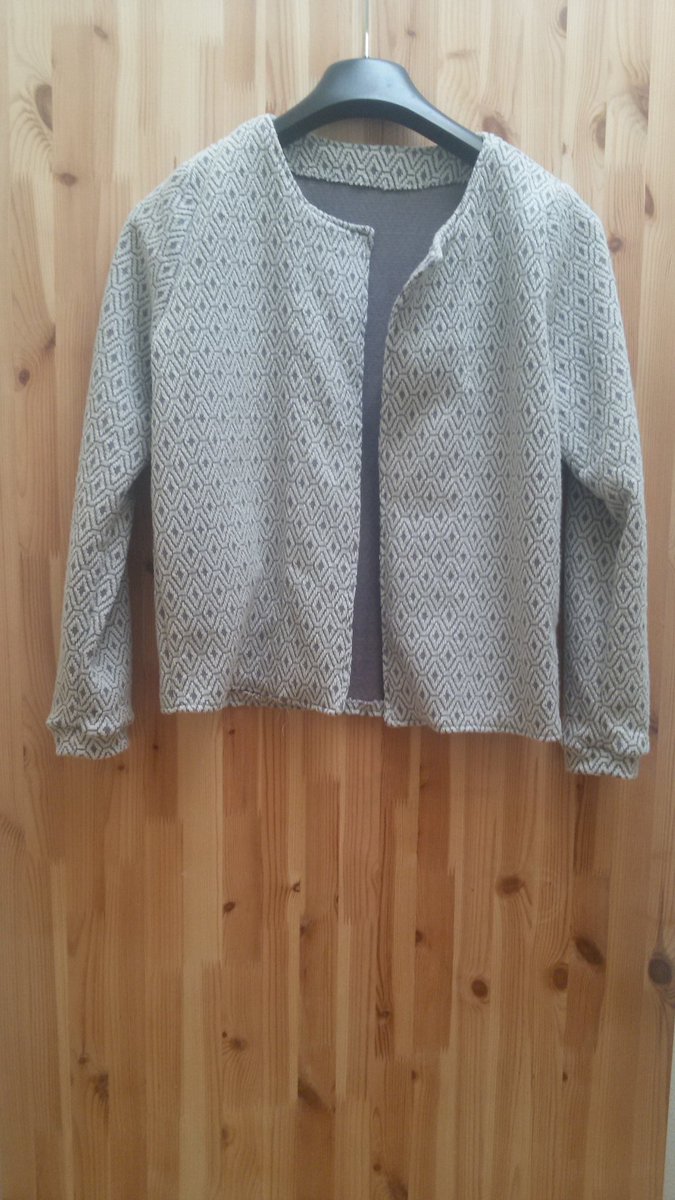 Studio_Zolder's tweet photo. Result of my #sewing this weekend! #loveit #MadeByMe 💟 https://t.co/ynihP5UWRG