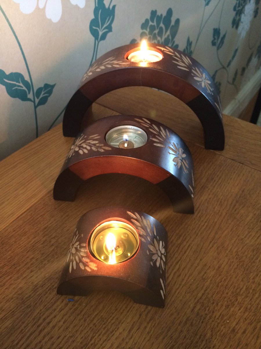 WhiteleyScent's tweet photo. Great candles amazing scent #naturallythebest https://t.co/t09ND9mIHc