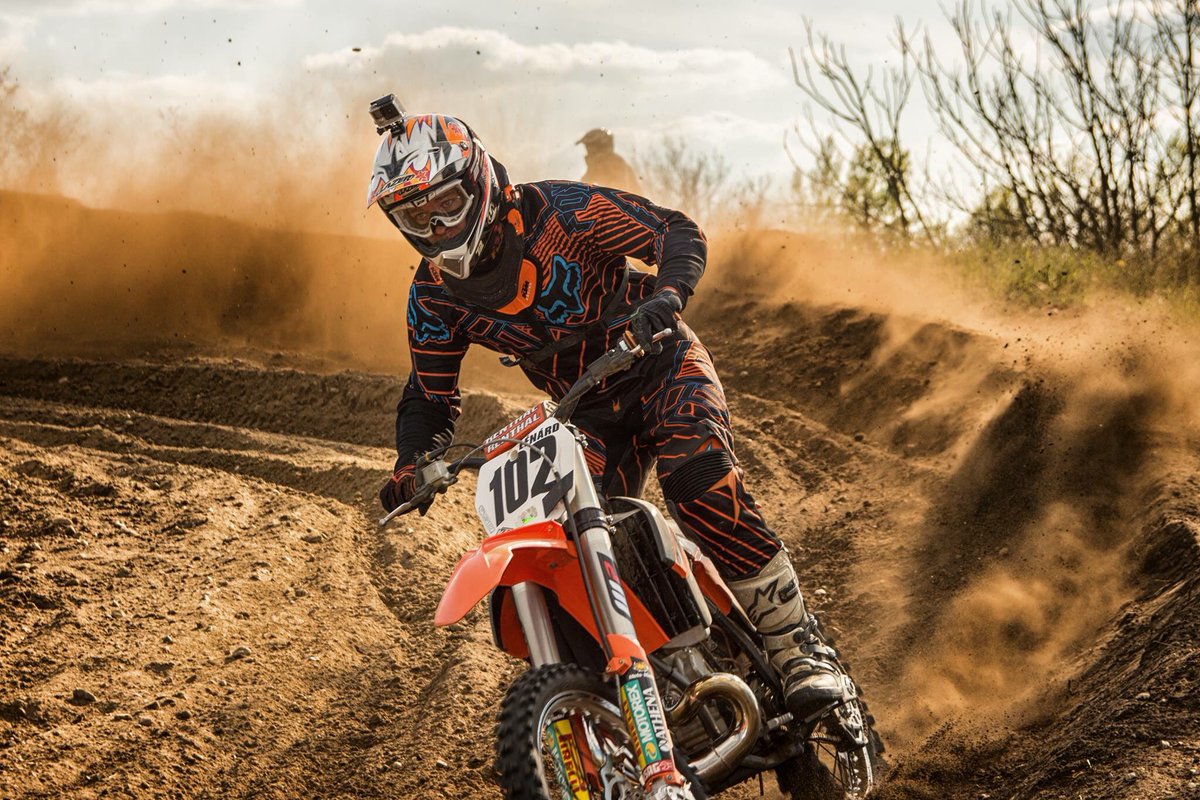 lenard915's tweet photo. #motocross #motocrosslife #foxhead #foxheadinc #ktm #ktm250sx #orangebrigade #SXonFOX #lenard102 #kupmxtrack #gopro https://t.co/NkjqKQVy73