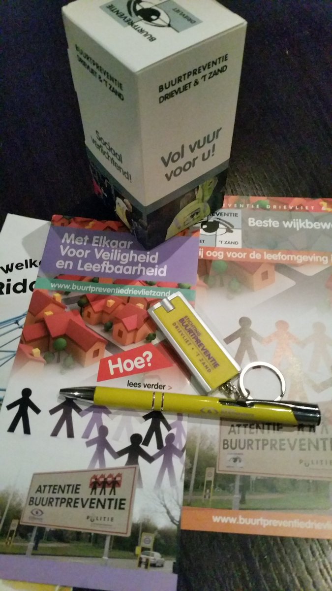 ElsBerkhout's tweet image. Avond op pad #buurtpreventie Drievliet &apos;t Zand, ontzag voor de vrijwilligers. #observeren#signaleren in 11286stappen