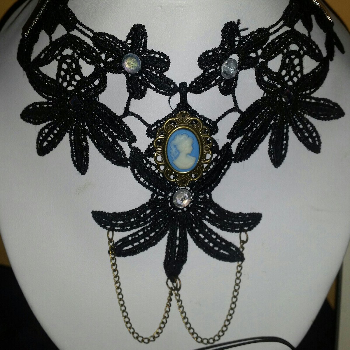 FinchJewellery's tweet photo. you receive #20% off all orders my# Etsy shop, just enter #May20 @ the checkout! #www.etsy.com/shop/AlternativeFinch https://t.co/846kBYs4lq