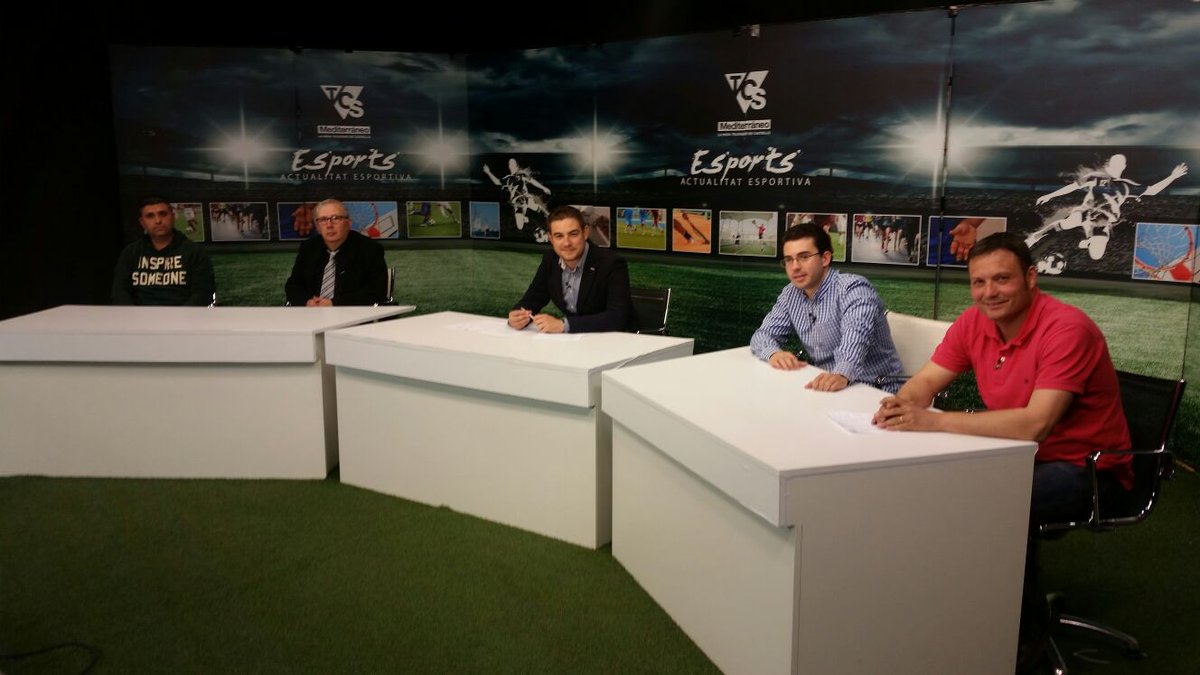 TribunaCastello's tweet photo. Con el fútbol provincial, con @bassglm  (@alqueriescf), @Manuelgual20 (@C_F_Moro), @JorgeSastriques y Carlos Dénia. https://t.co/3eierWXpB3