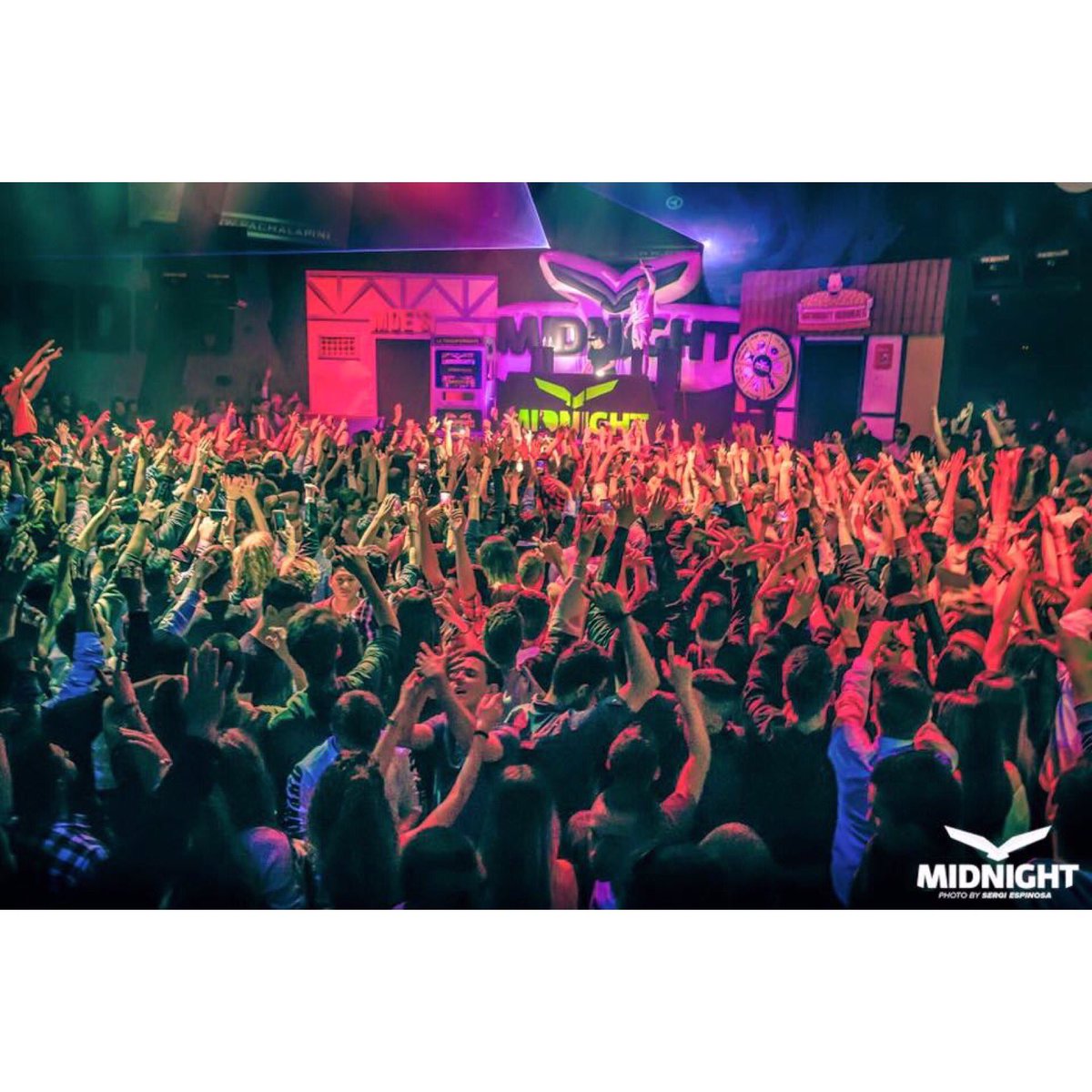 Una del Sabado en #PachaLaPineda! #Fieston!🔝🎉🔙🍒🔛🙌 <a href="/PACHALAPINEDA/">PACHA LA PINEDA</a> <a href="/Luka_Caro/">Luka Caro</a> <a href="/djrubenrider/">djrubenrider</a>