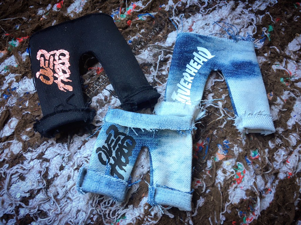 OverHeadFB's tweet photo. 🔥FINGERPANTS🔥OHFB STYLE🔥
Madness in your fingers💯💪🏻
#soon #overheadfbstore #overheadfb
#lovefingerboarding https://t.co/QwX8MsQZXM