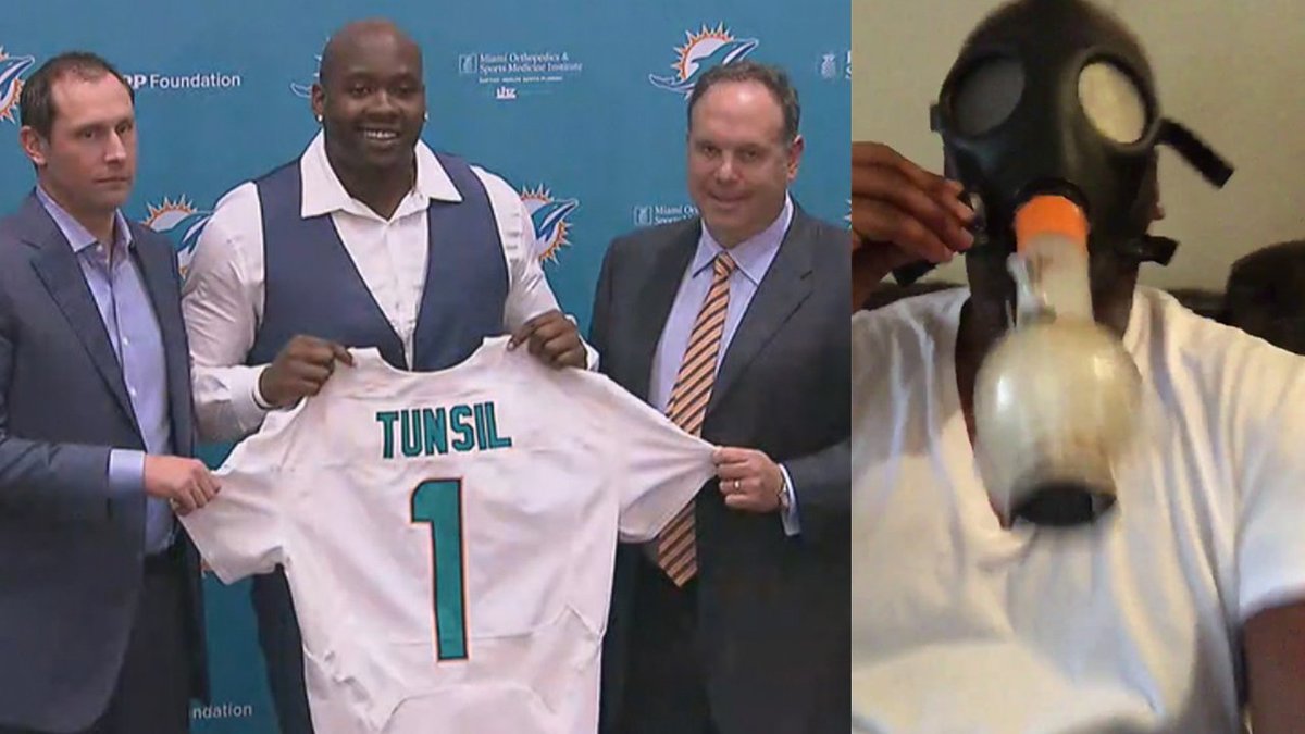 Report: @MiamiDolphins know who hacked Laremy Tunsil's social media accounts bit.ly/1QOtO9A?utm_me… https://t.co/iKl05Z3V7j