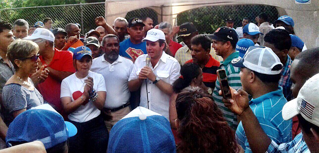 JosePaliza's tweet photo. Lajas solicita la recuperación de la Carretera Turística. Desde el Senado abogaremos por ella. #Vamos #Cambio https://t.co/2BxrlJIodY