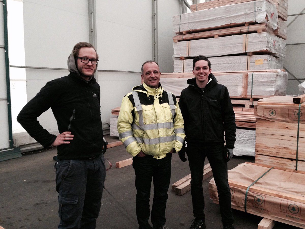 _gerhaeusser's tweet photo. Danke an Schaffer Holz Eppenstein für die Ladung Holz für unsere Arbeit #hotelpupik #raumexperimente #scheifling https://t.co/6BIDp4Nrzl