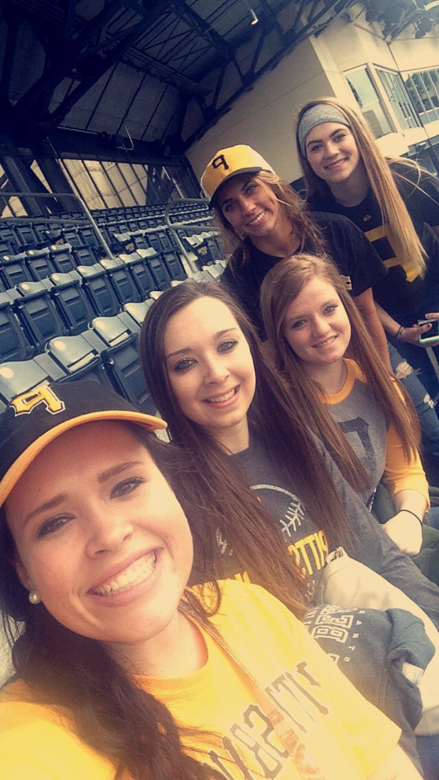 allybethh's tweet photo. #LetsGoBucs ⚾️💛 https://t.co/clQil1ski2
