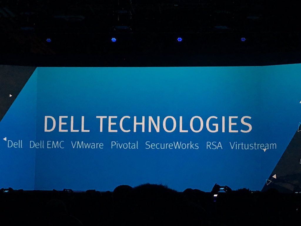 kkempskie's tweet photo. It's a family, not a federation. I like that. #DellEMC #EMCWORLD https://t.co/rflFpIOfEj