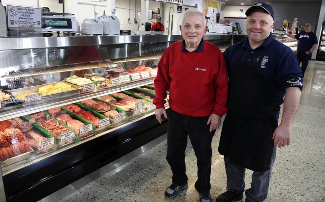 NancyJStohs's tweet photo. Old-fashioned, family-owned west side meat market settles into new digs, adds bakery. https://t.co/Kl9MR6cwQf https://t.co/Xjljq0qZyx