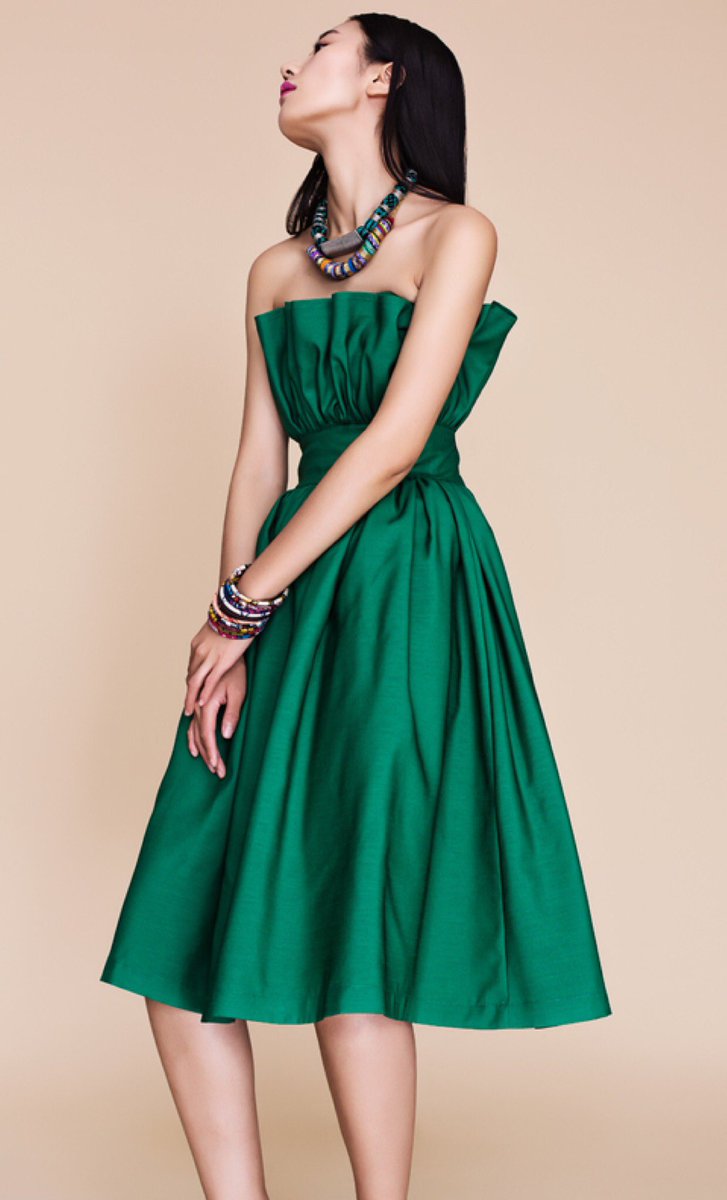freshfashiondes's tweet photo. Fresh and Feminine Spring
https://t.co/YmoAqEFanR
#FreshFashionDesign #NewArrivals #women #ss16 #Dress #Plakinger https://t.co/CT0XYqGbxm