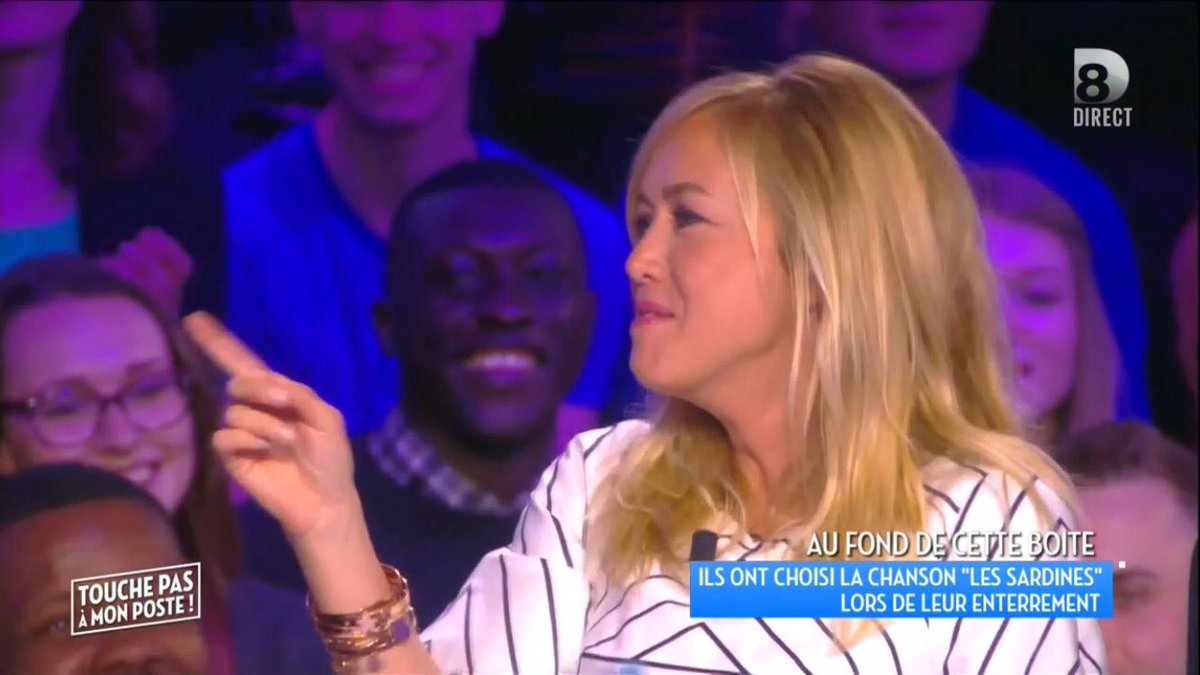 TBT9_W9's tweet photo. "Moi je voudrais "À la queue leuleu", l'histoire de ma vie..." @EnoraMofficiel #TPMP https://t.co/T6INhI0cRJ