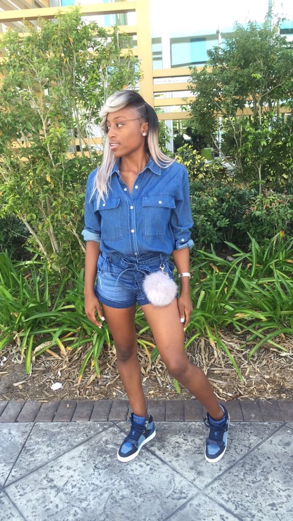 Drippin2k16's tweet photo. Call Her Storm, No Halle Berry ππ― #DillardGradBash2k16 #BrowardsFinest πΎπΎπ https://t.co/NUlJzAuOfe