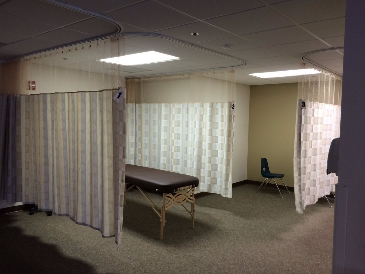 InproInstall's tweet photo. Installing some new @InproCorp @Clickeze Privacy Curtains and Track for #FloridaCollegeOfNaturalHealth #InproSpaces https://t.co/EA5IHus0ga