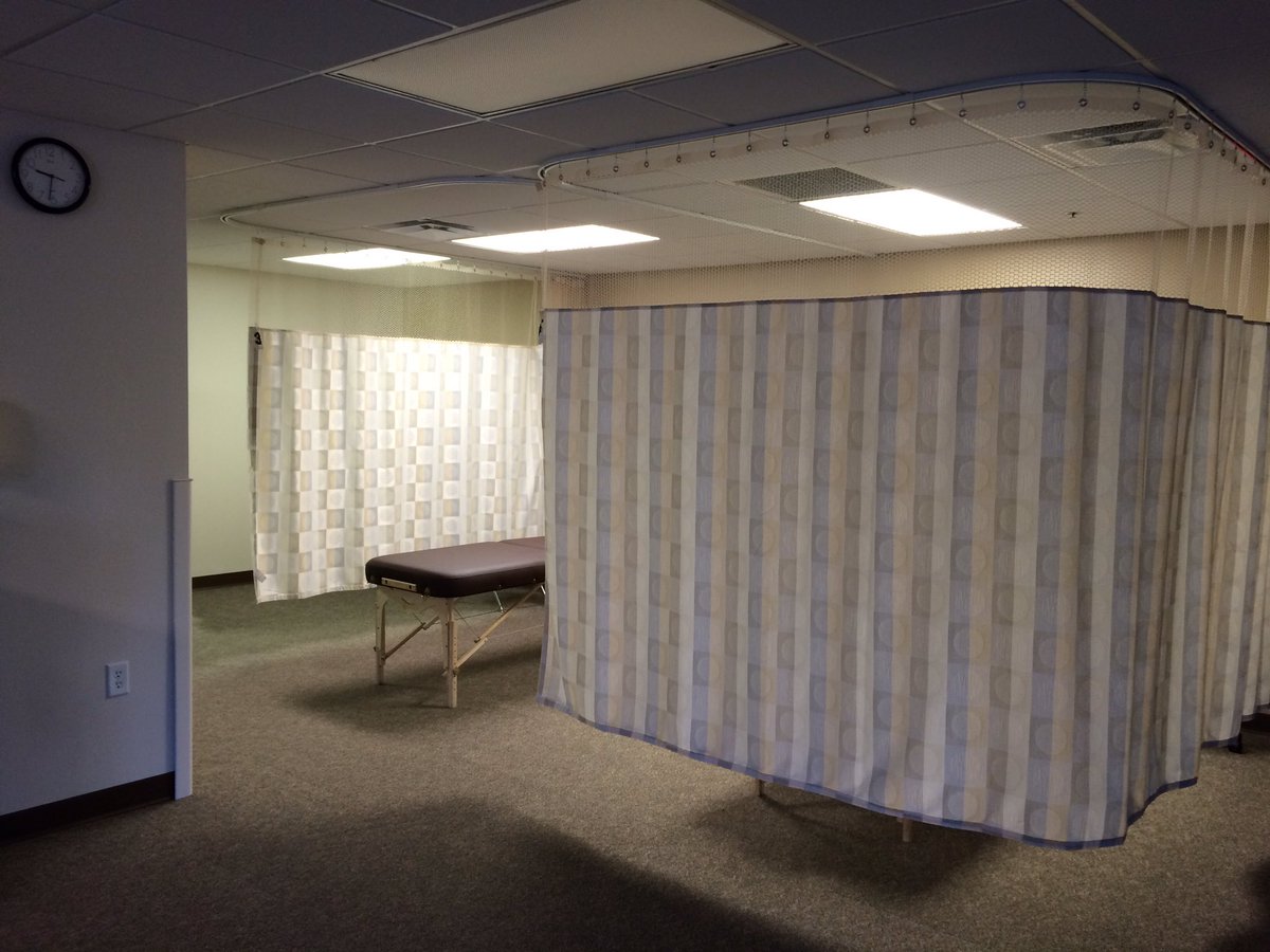 InproInstall's tweet photo. Installing some new @InproCorp @Clickeze Privacy Curtains and Track for #FloridaCollegeOfNaturalHealth #InproSpaces https://t.co/EA5IHus0ga