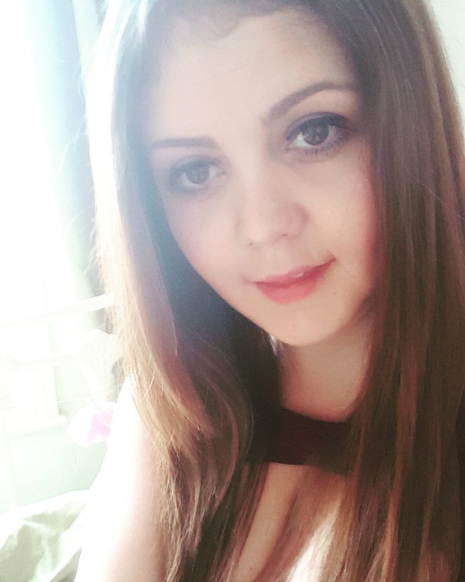 HollyRubyWarre2's tweet photo. @HollyRubyWarre2  only picture I took over the bank holiday weekend 🙊🙈 https://t.co/bFpJeIBQ91