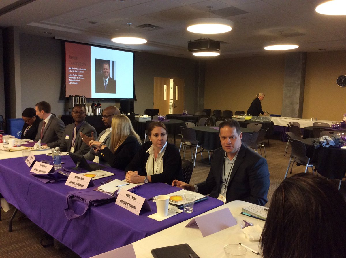 KStateVPHC's tweet photo. #kstatevphc OIE sponsors Big 12 Conference plus Friends Consortium in Olathe. https://t.co/ru4lAOx59G
