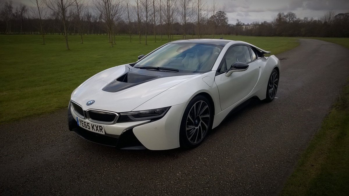 FastFoxAdam's tweet photo. Amazing #MODEdrives #supercar
Fantastic futuristic #BMWi8 #BMW @jct600 @MODEforLuxury #Luxury @BMW_UK @BMW https://t.co/rq4LWPvnnZ