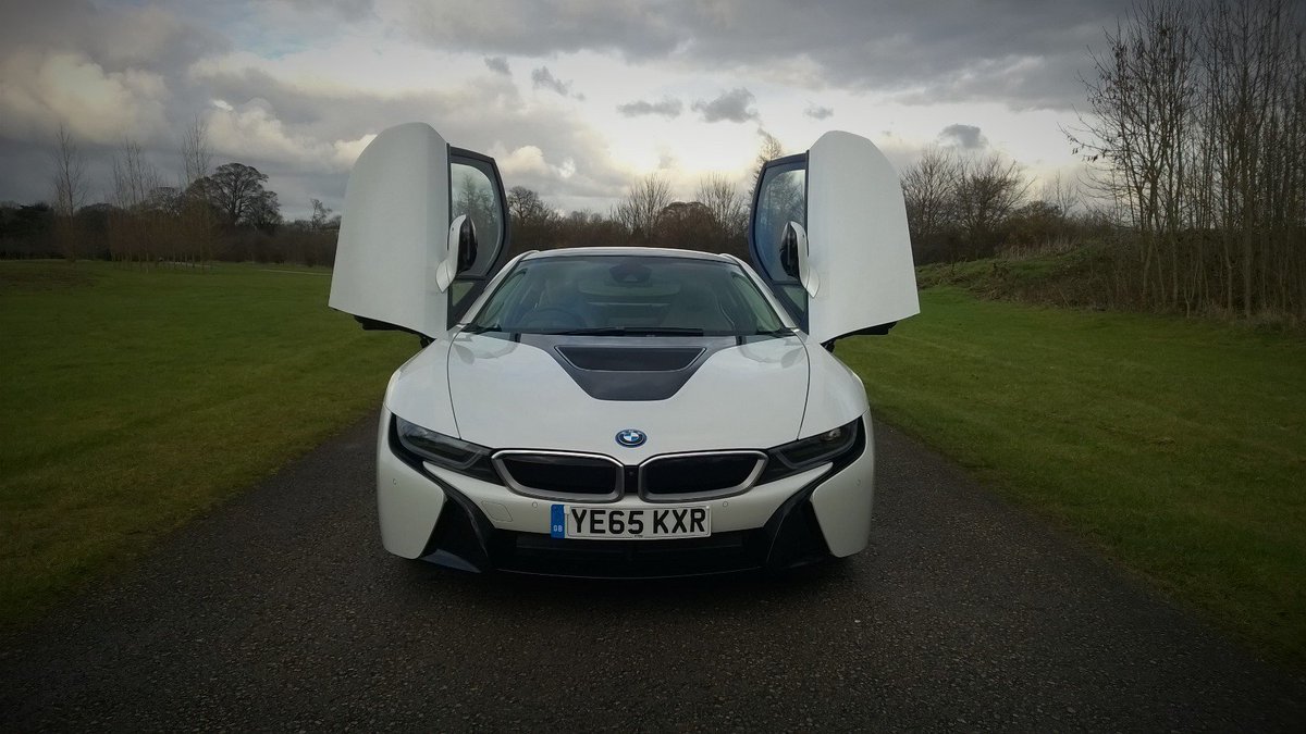 FastFoxAdam's tweet photo. Amazing #MODEdrives #supercar
Fantastic futuristic #BMWi8 #BMW @jct600 @MODEforLuxury #Luxury @BMW_UK @BMW https://t.co/rq4LWPvnnZ